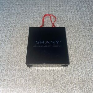 Shany makeup kit
